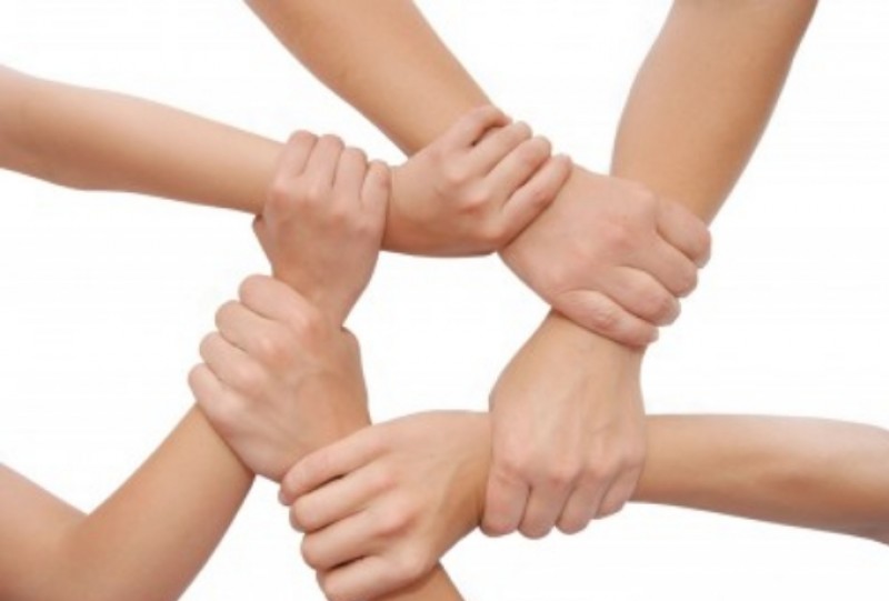 Jacsó Enikő: Szívességbankok