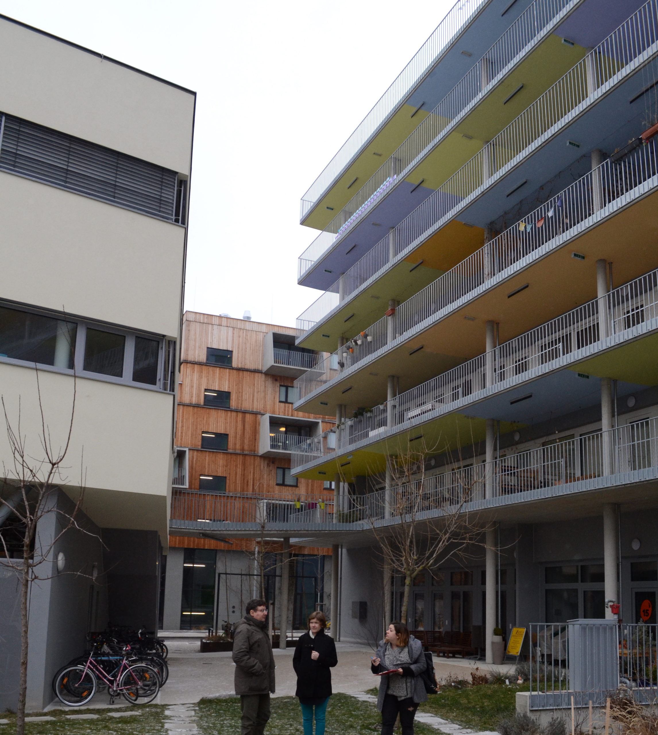 Babos Annamária, Horogh Petra, K. Theisler Katalin: CO-HOUSING – Példák Bécsben és a közösségi együttélés lehetőségei Budapesten, In: A RÉGI-ÚJ MAGYAR ÉPÍTŐMŰVÉSZET MELLÉKLETE 18, 101 pp. 69-76