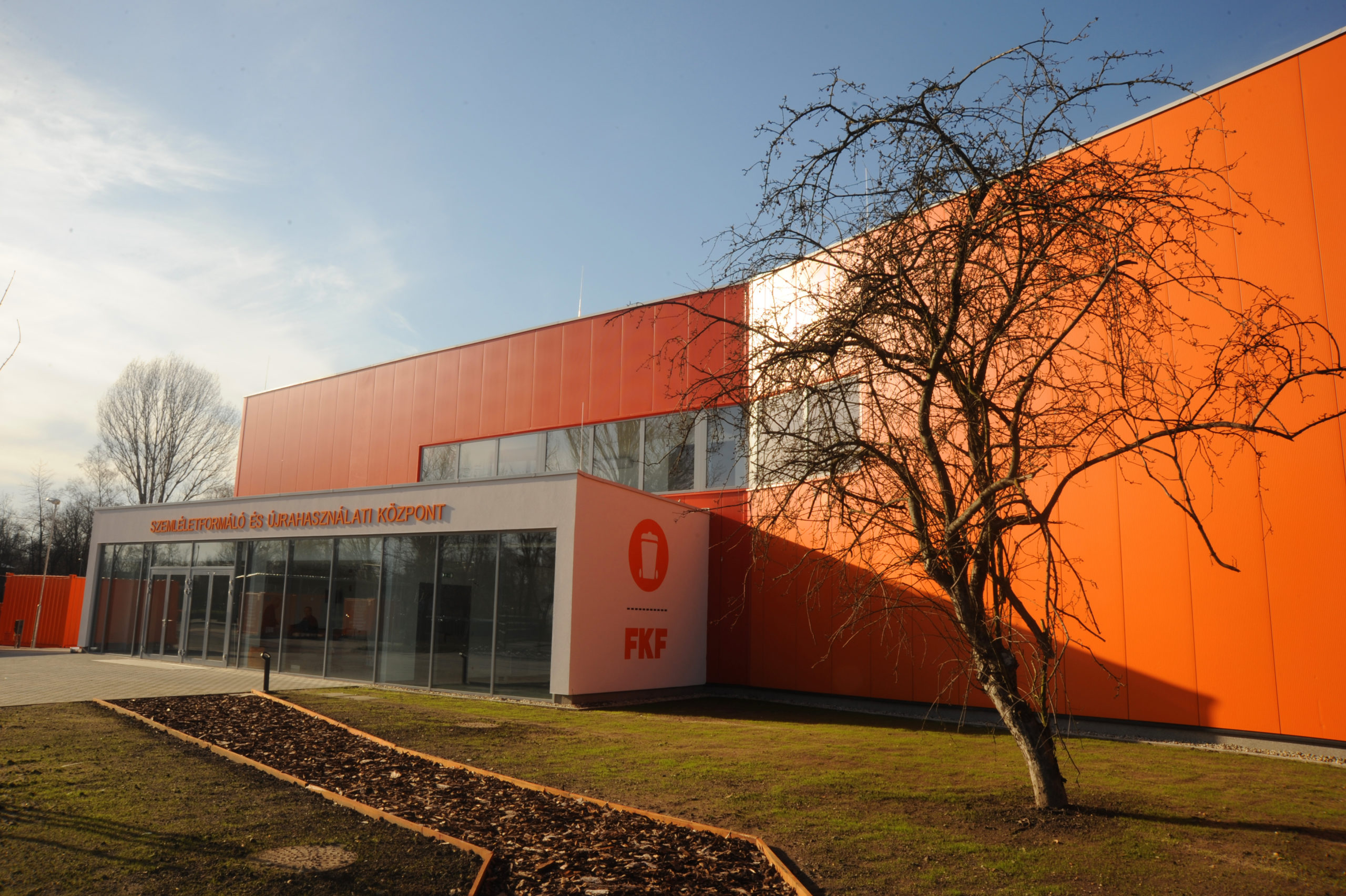 FKF újrahasználati központok