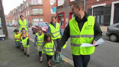 Szervezzünk pedibuszt vagy bicibuszt az iskolába, óvodába járó gyerekeknek!